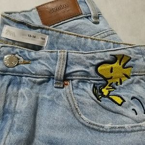 Zara-Snoopy peanuts denim shorts